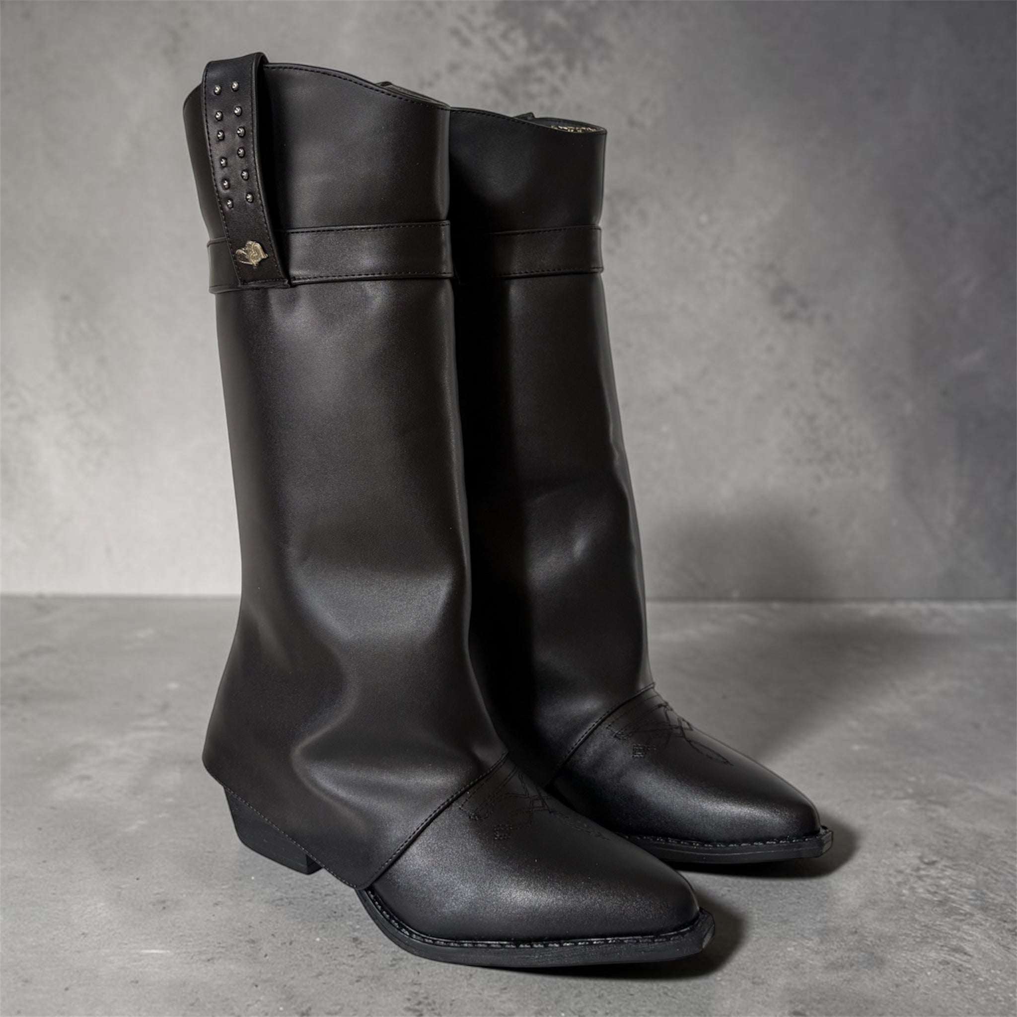 Bota Capa Negra