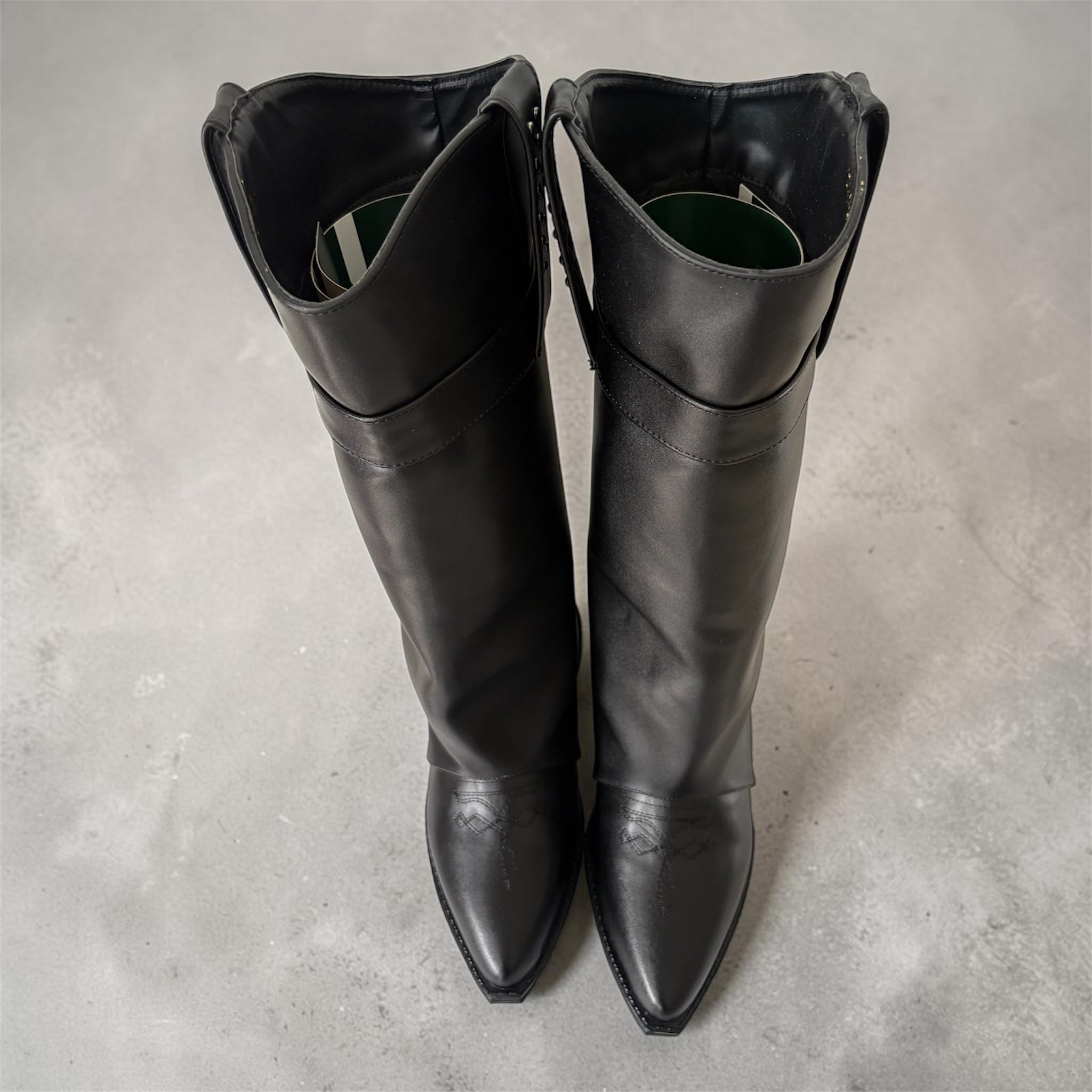 Bota Capa Negra