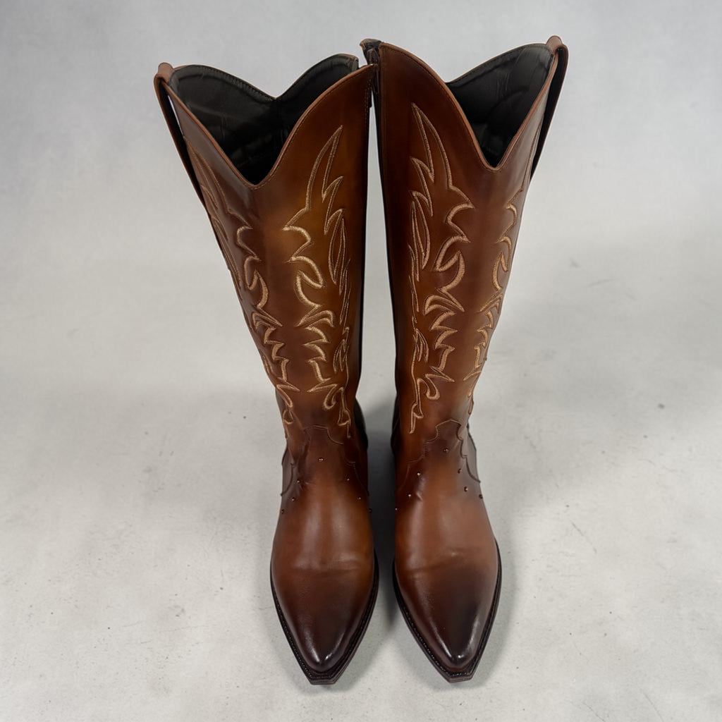 Bota Tang